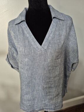 Haven Well Within 100% Linen Blue V Neck Top Size M Relaxed Short Sleeve